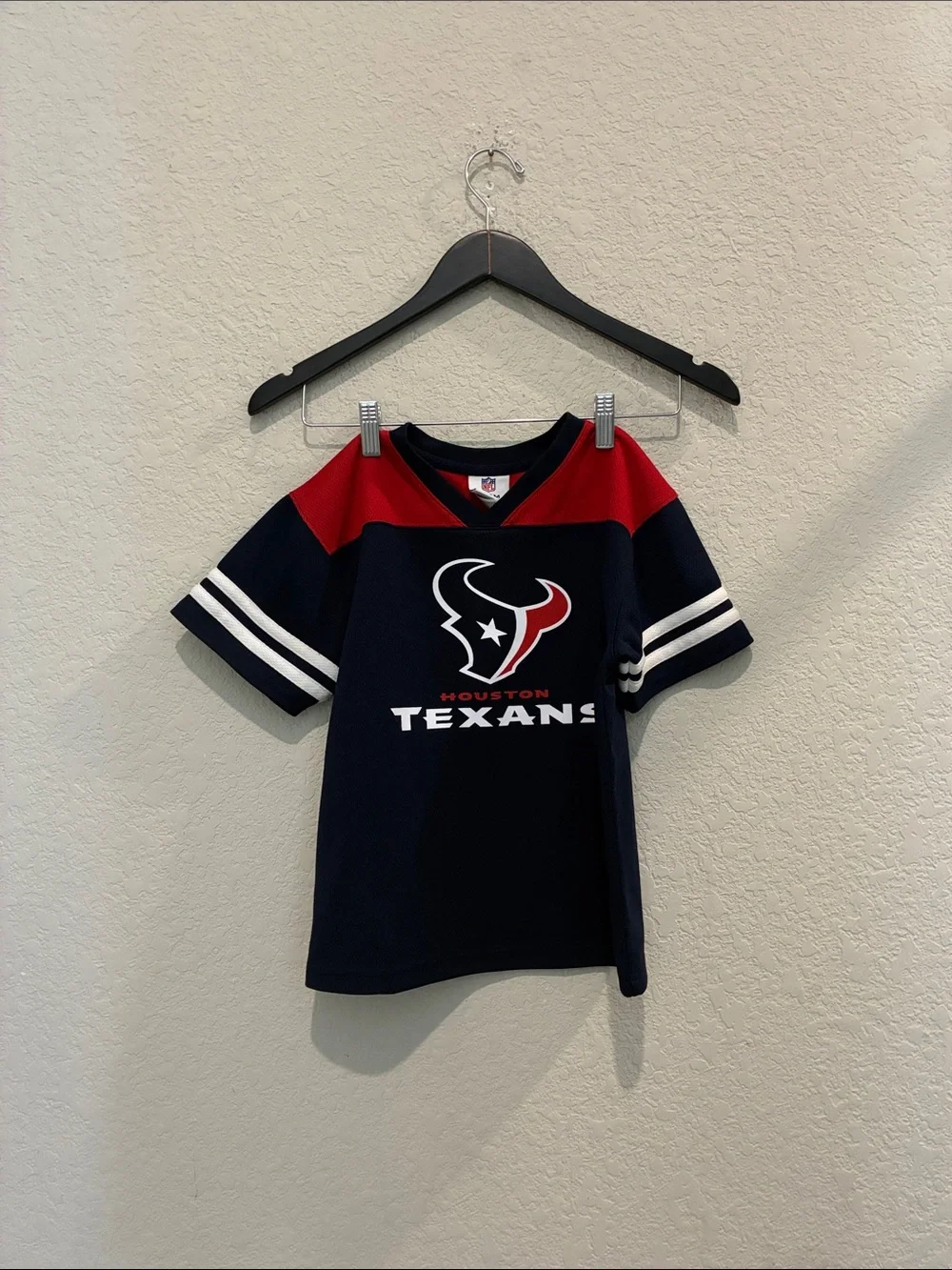 Team Apparel Kids Houston Texans Navy and Red Football Tee